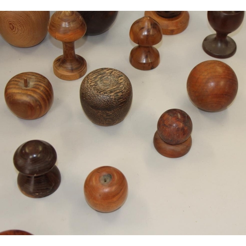 163 - A thuya wood box, a similar ball, a lignum vitae apple and other treen fruit and boxes