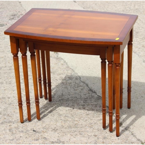 637 - A yew wood and banded coffee table, 40