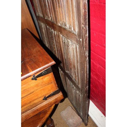 529 - A section of 16th century oak linen-fold panelling, now converted as a bed head, 44