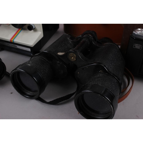 98 - A pair of Zenith field 7.1 7x50 binoculars, a pair of Wraystar 8x40 binoculars, a Zeiss Icon Nettar ... 