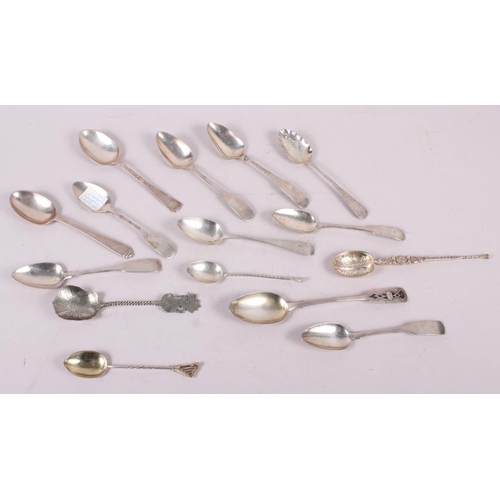 241 - A set of five early Georgian Old English pattern large teaspoons, bottom mark, 4.9oz troy approx