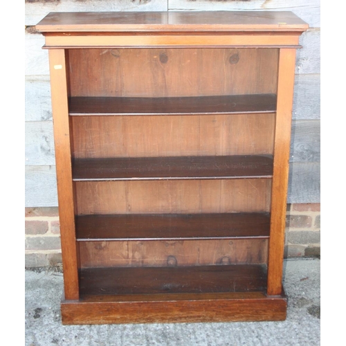 525 - A 19th century mahogany open bookcase, on block base, 33