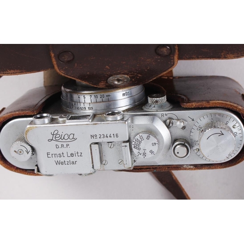 112 - A Leica D R P Rangefinder camera, No 234416, summar f=5cm 1:2 No 350906 lens, in leather case