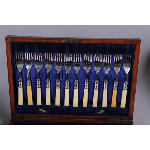 275 - An oak canteen of twelve fish knives and forks, and a mahogany box