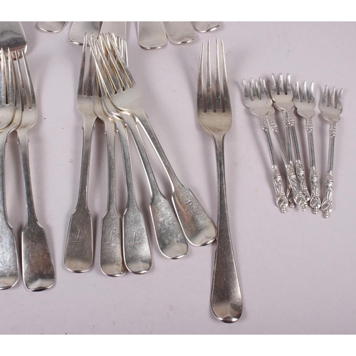 310 - A selection of Georgian and later silver flatware, etc, 57.7oz troy approx