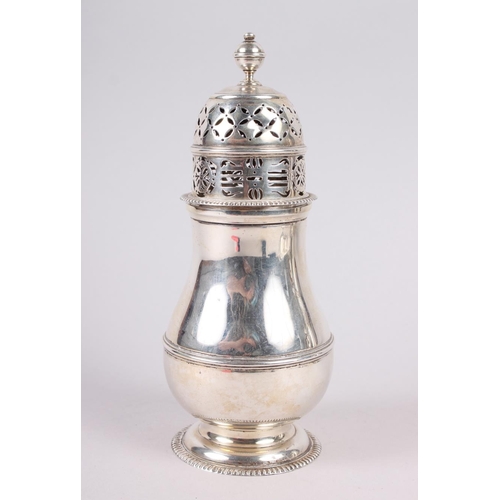 317 - A Georgian design silver baluster sugar sifter, London 1907, 9.5oz troy approx. 7 3/4