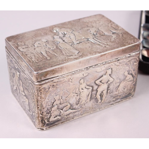 318 - A Continental rectangular silver box with hinged cover, import mark Chester 1900, 7oz troy approx, a... 