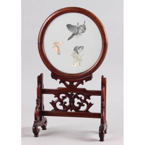 90 - An Oriental table screen, glass panel embroidered butterflies, 13