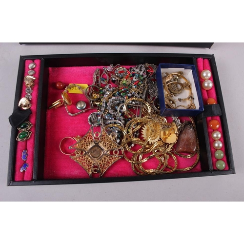 327 - A collection of costume jewellery, ear studs, pendants and bracelets