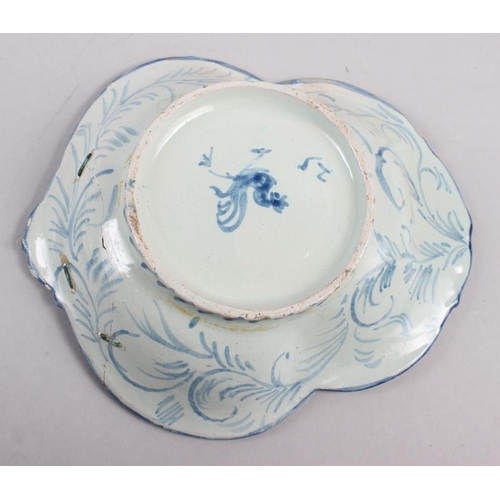 48 - A pair of 19th century Cantagalli blue and white painted dishes with putto decoration (restored)