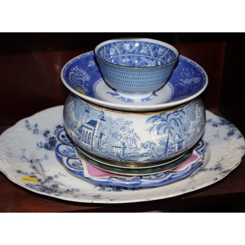 89 - A quantity of blue and white china, including a Wedgwood 