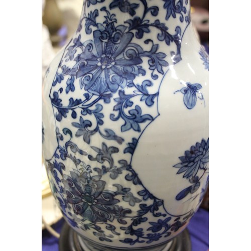 290 - A Chinese blue and white baluster shaped table lamp, 12 1/2