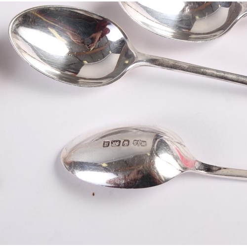 253 - A set of six Edwardian Hanoverian pattern silver coffee spoons, Sheffield 1908, W S Savage, a pair o... 