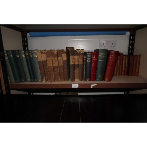 261 - A collection of works by Arthur Bryant, War illustrated Deluxe Edition, six vols leather bound, and ... 