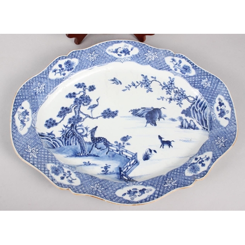 104 - An 18th century Chinese blue and white octagonal porcelain meat plate, decorated fallow deer pattern... 