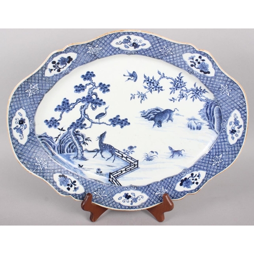 104 - An 18th century Chinese blue and white octagonal porcelain meat plate, decorated fallow deer pattern... 