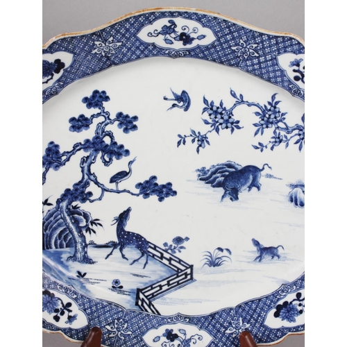 104 - An 18th century Chinese blue and white octagonal porcelain meat plate, decorated fallow deer pattern... 