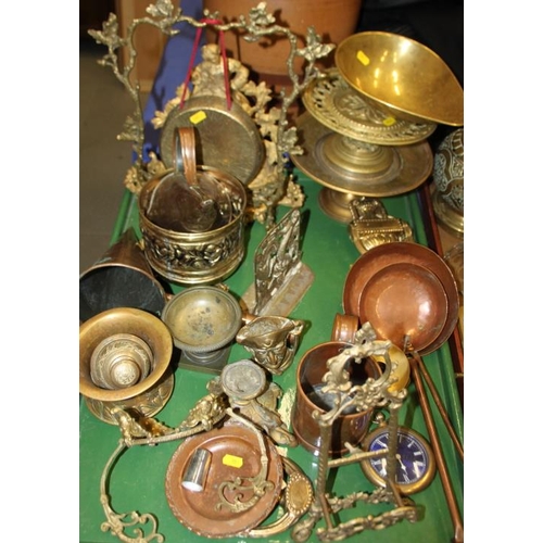 133 - An assortment of metalware, including a pair of door knockers, a gong, a gilt metal clock, 12