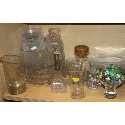 65 - Two sets of ice plates, a pair of glass decanters with globular stoppers, and other glass bowls, jug... 