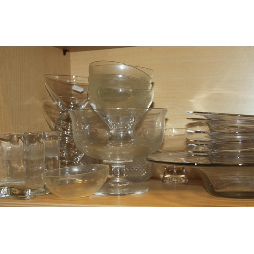 38 - Two sets of ice plates, a pair of glass decanters with globular stoppers, and other glass bowls, jug... 