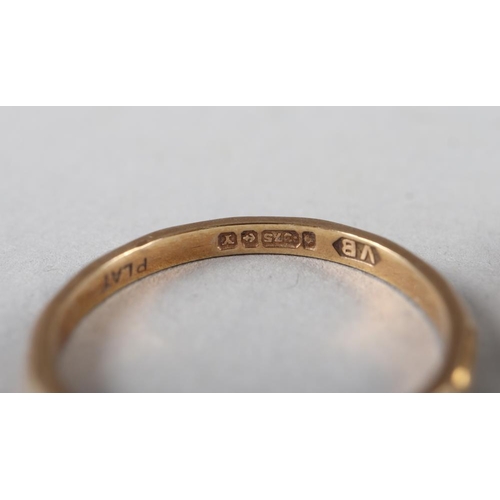 232 - An 18ct gold wedding band, 4.8g, and a 9ct gold wedding band, 1.6g