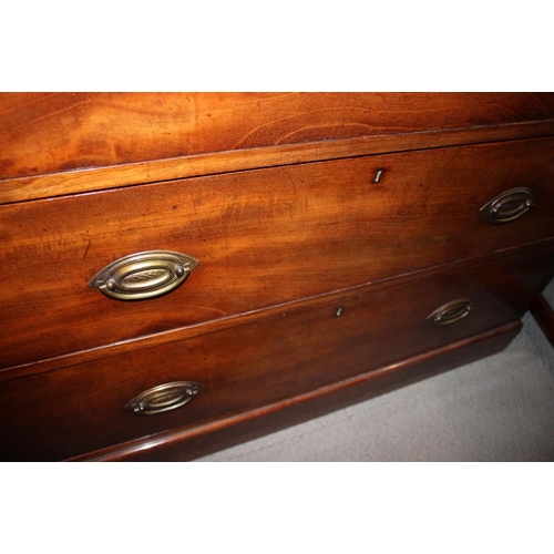 428 - An Edwardian mahogany chest of two short and three long graduated drawers, on block base, 41