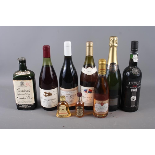 274 - A bottle of 1998 Beaune Avaux Premier Cru, a 1978 Bourgogne Clos Saint-Pierre, a 1986 Croft Late Bot... 