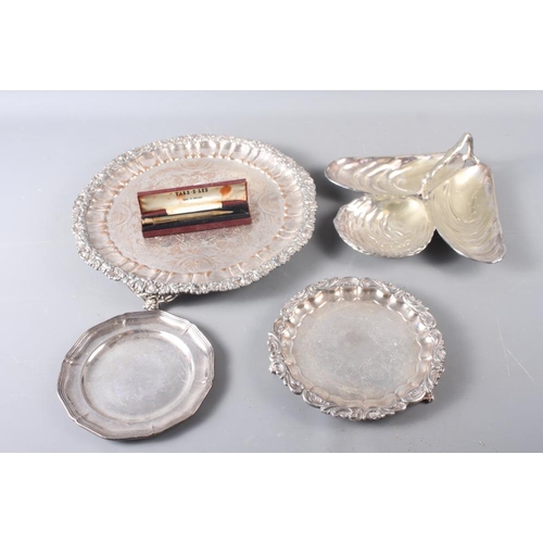 286 - A silver plate on copper tray, 13 1/2