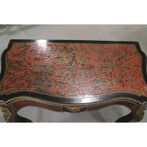 439 - A 19th century Boulle work serpentine front fold-over top card table with gilt brass mounts, on cabr... 