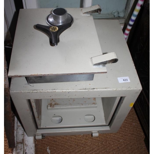 633 - A fire safe with combination lock, 14