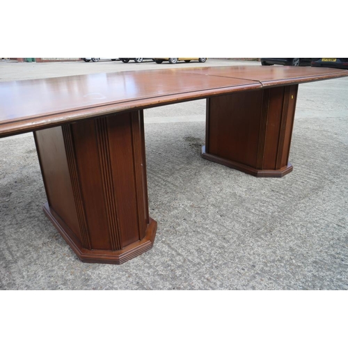 477 - An Art Deco design oak dining/boardroom table, top 140