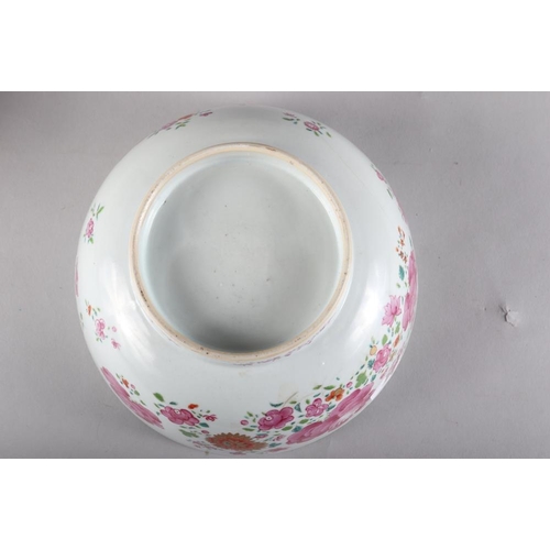 105 - A 19th century Chinese export famille rose bowl, 9