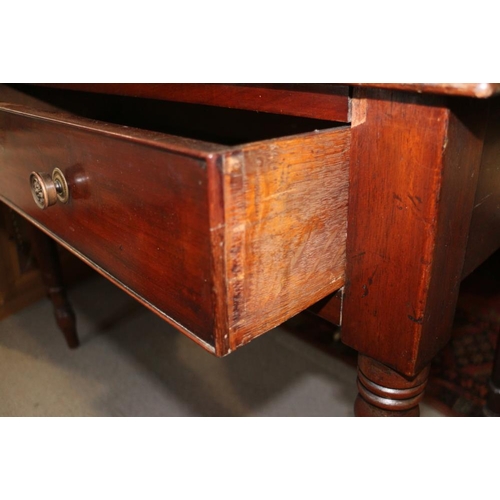 392 - A 19th century mahogany tray top wash stand, fitted one drawer, on turned and tapering supports, 40