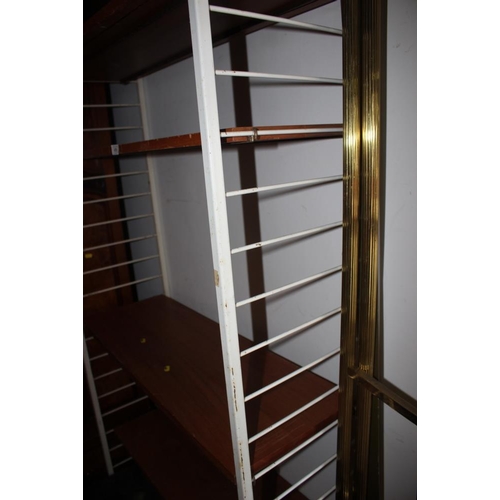 475 - A white painted Ladderax single bay shelving unit, fitted five shelves