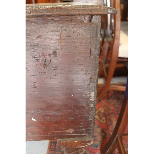 378 - An 18th century crossbanded mahogany lowboy, fitted three drawers, 30