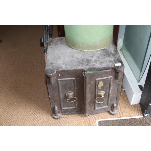 775 - A late 19th century Chubb & Son cast iron two-door safe with key, 19 1/2