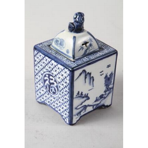 105 - A Chinese famille verte brick-shaped brush washer, 3 1/2