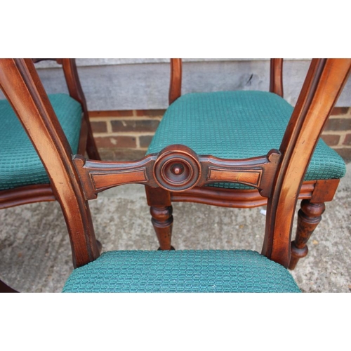 509 - A set of four 19th century balloon back standard dining chairs with drop-in seats, on turned support... 