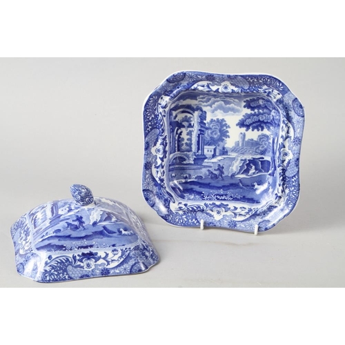 68 - A 19th century blue and white Spode 