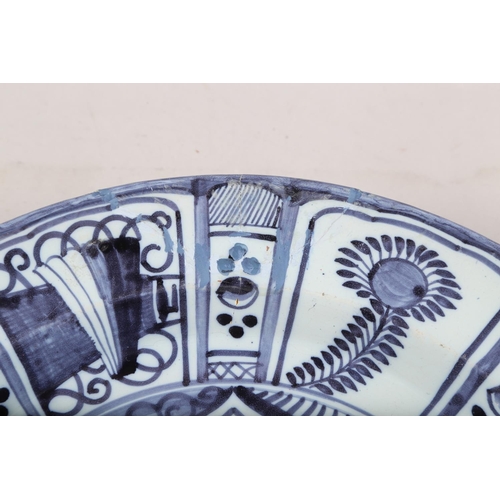 36 - An early 18th century Dutch delft 