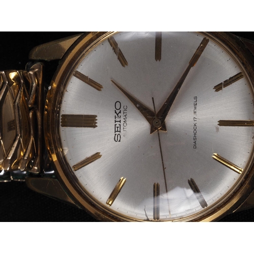 311 - A gentleman's Seiko Diashock 17 jewel wristwatch with expanding bracelet, and a rolled gold cased po... 