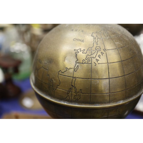 125 - A 1920s Anglo-Indian design patinated brass hand-operated sun, earth and moon orrery, 18