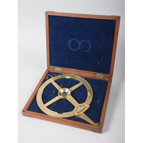 138 - A Stanley engraved brass circular protractor with vernier and arm, in fitted mahogany case