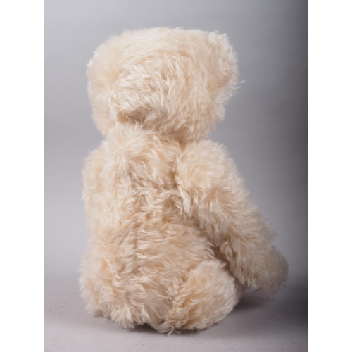 164 - A Steiff classic blonde mohair teddy bear, 16