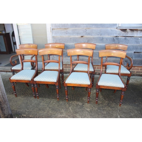 425 - A set of eight 19th century mahogany bar back dining chairs with drop-in seats, on turned supports (... 