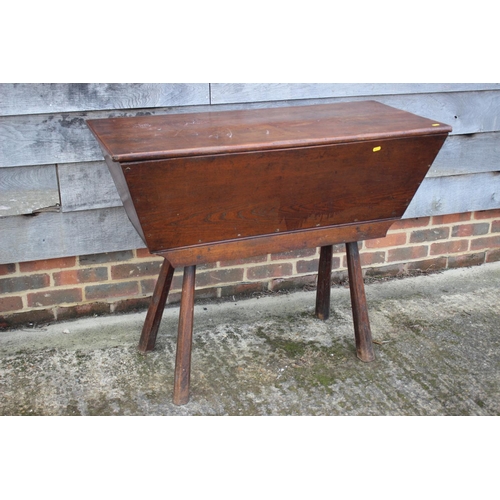 458 - An antique elm dough bin, on chamfered supports, 40