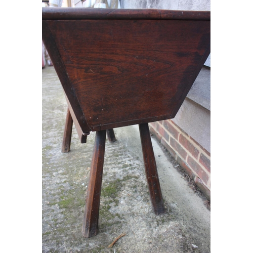 458 - An antique elm dough bin, on chamfered supports, 40