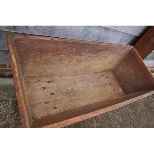 458 - An antique elm dough bin, on chamfered supports, 40