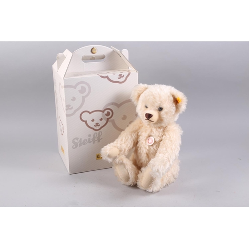 164 - A Steiff classic blonde mohair teddy bear, 16