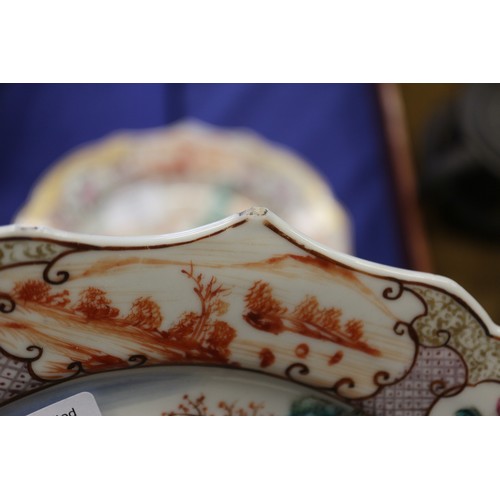 85 - A pair of Chinese export shaped dishes with polychrome figure decoration, 9